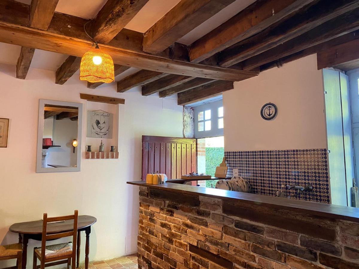 Cottages Et B&B De Troussay เชอแวร์นี ภายนอก รูปภาพ